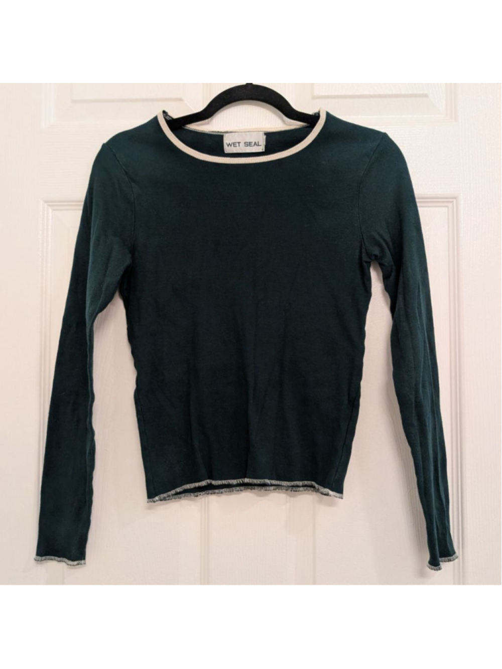 Vintage 90s Y2K WET SEAL Dark Forest Green Long Sleeve Tee Beige Trim Bella M